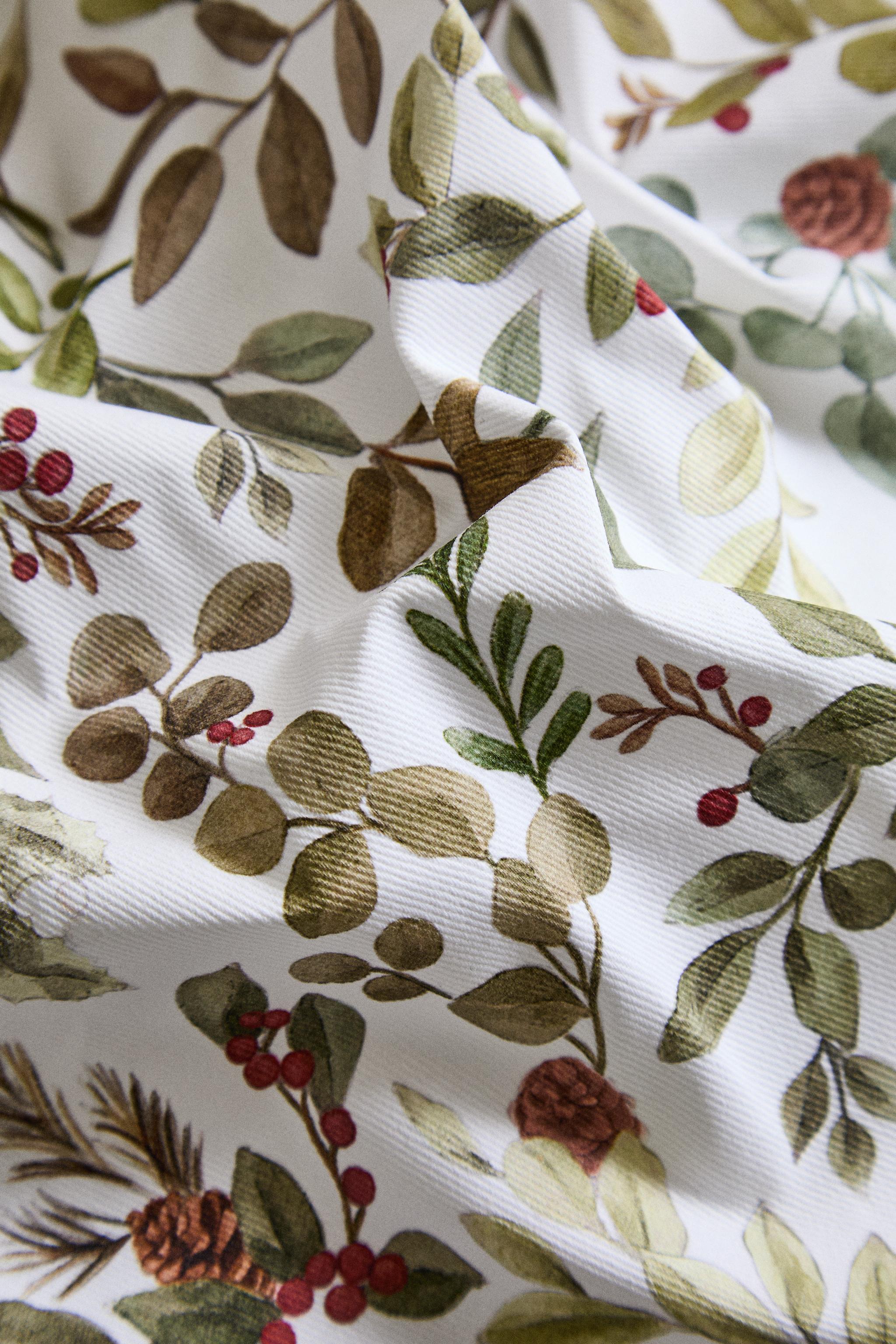 CHRISTMAS RESIN-COATED COTTON LEAVES TABLECLOTH